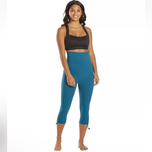 NWT Free People Movement Class Act Cropped Legging Bluegrass Color sz XS - Picture 5 of 7